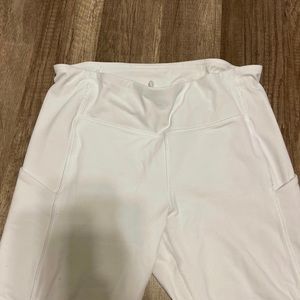 white lululemon leggings